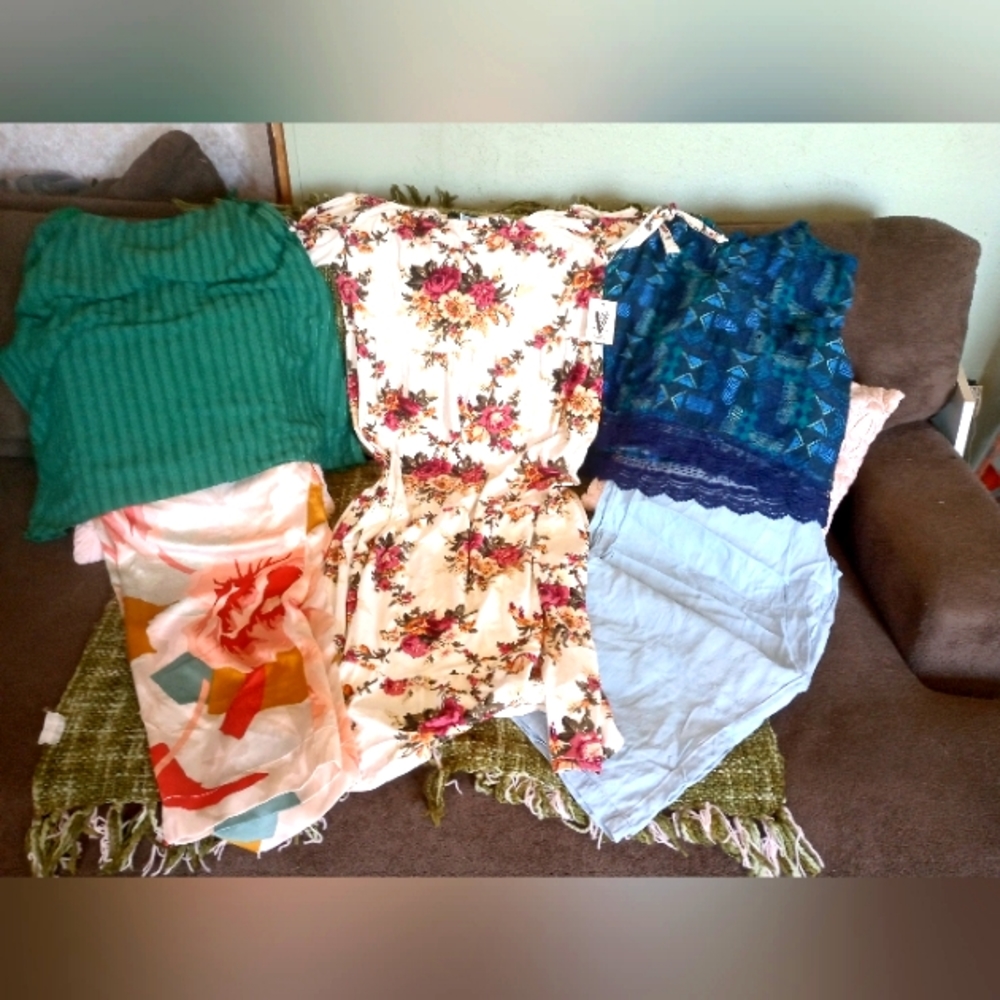 3 ADORABLE SPRING/SUMMER OUTFITS SIZE 2X & 3X (5-70)